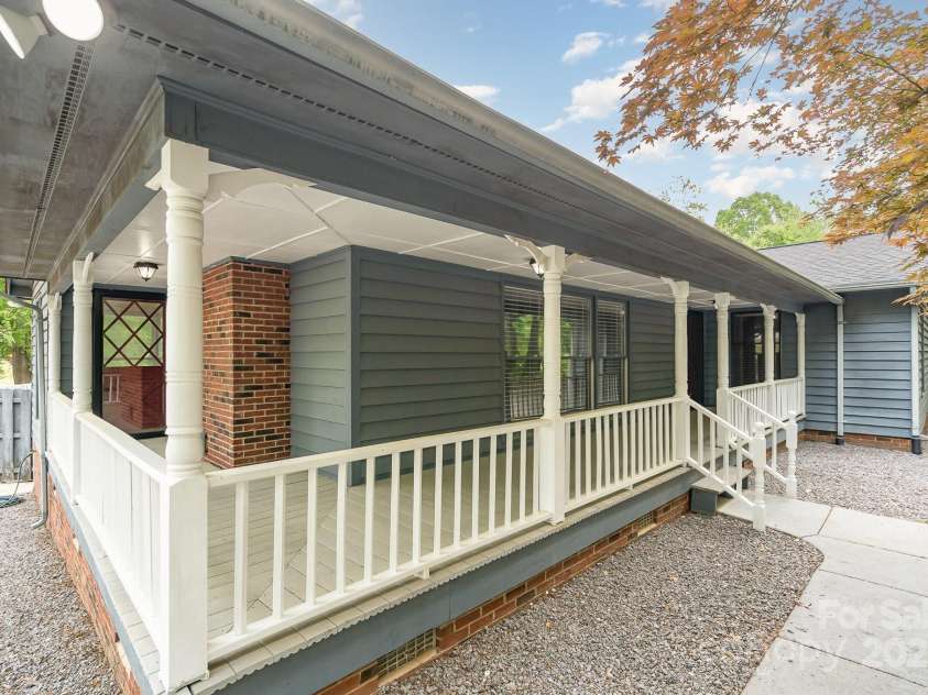 8850 Hills Dell Drive, Concord, NC 28027.  MLS# CAR4228638, YatesRealty ID 8086. 