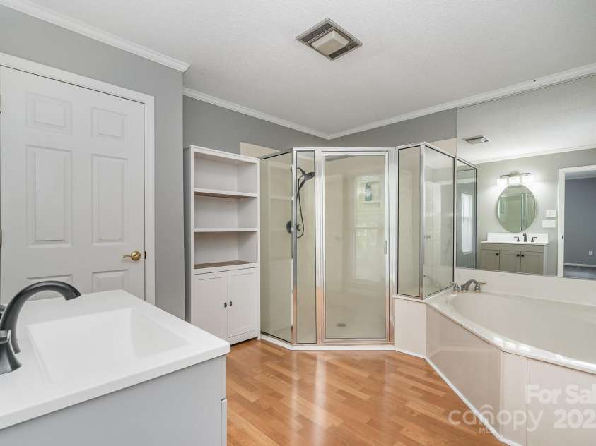 8850 Hills Dell Drive, Concord, NC 28027.  MLS# CAR4228638, YatesRealty ID 8086. 