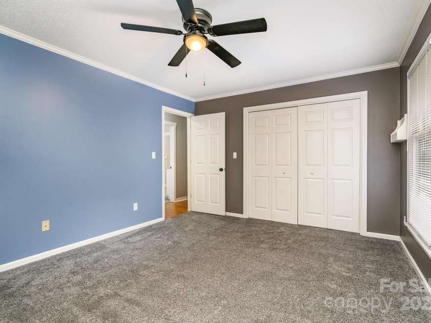 8850 Hills Dell Drive, Concord, NC 28027.  MLS# CAR4228638, YatesRealty ID 8086. 