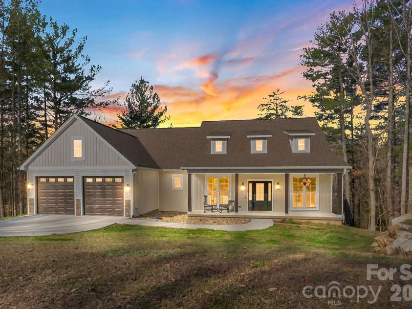 126 Doe Path Circle, Hudson, NC 28638.  MLS# CAR4359896, YatesRealty ID 8087. 