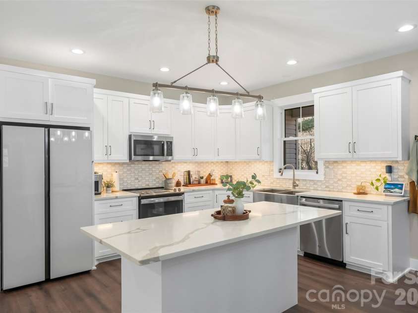 126 Doe Path Circle, Hudson, NC 28638.  MLS# CAR4359896, YatesRealty ID 8087. 