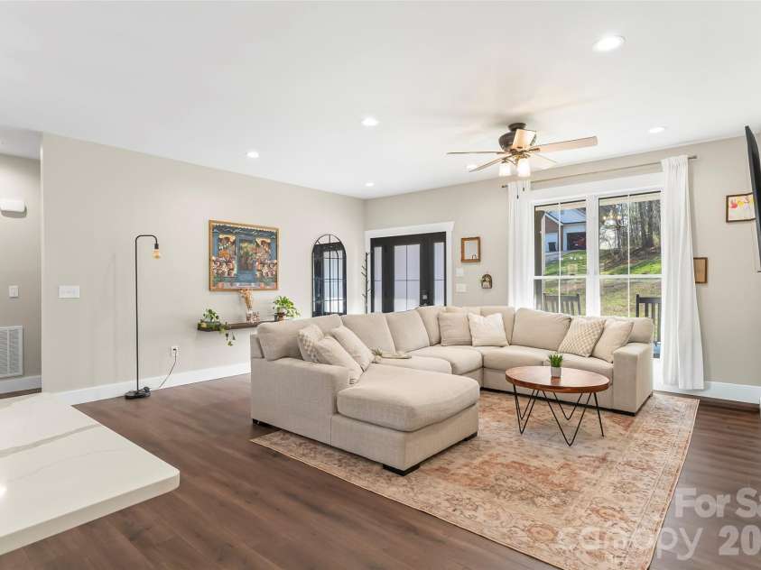 126 Doe Path Circle, Hudson, NC 28638.  MLS# CAR4359896, YatesRealty ID 8087. 