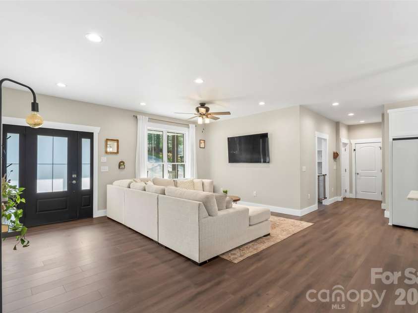 126 Doe Path Circle, Hudson, NC 28638.  MLS# CAR4359896, YatesRealty ID 8087. 