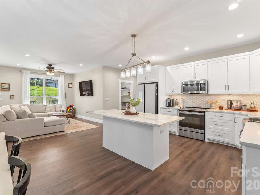 126 Doe Path Circle, Hudson, NC 28638.  MLS# CAR4359896, YatesRealty ID 8087. 