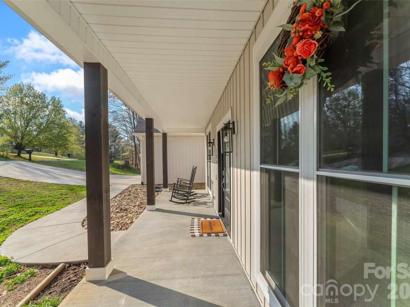126 Doe Path Circle, Hudson, NC 28638.  MLS# CAR4359896, YatesRealty ID 8087. 