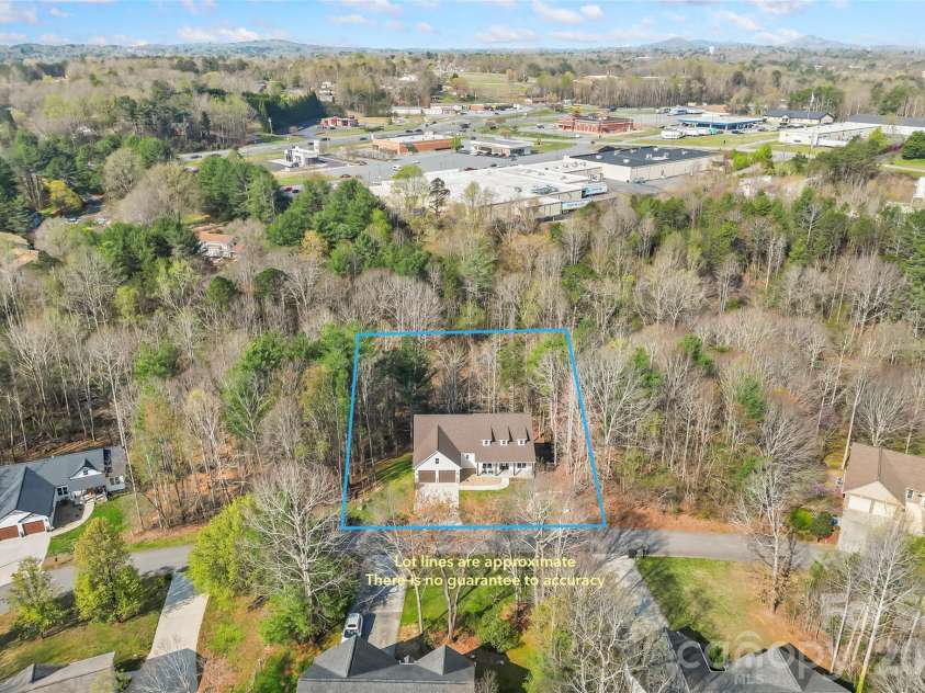 126 Doe Path Circle, Hudson, NC 28638.  MLS# CAR4359896, YatesRealty ID 8087. 