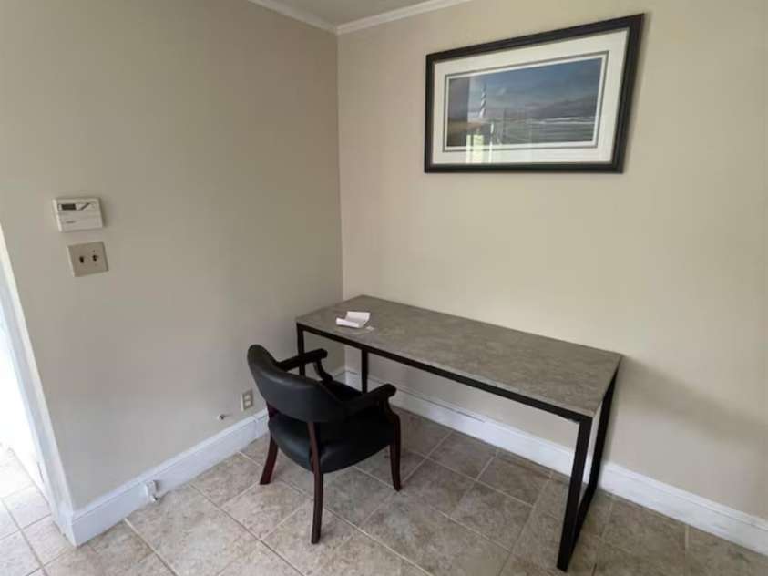 1 Knob Drive, Lexington, NC 27295.  MLS# CAR4254809, YatesRealty ID 809. 