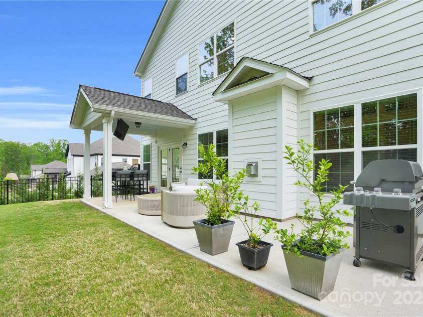 3081 Montreaux Valley Drive, Fort Mill, SC 29707.  MLS# CAR4245886, YatesRealty ID 8090. 