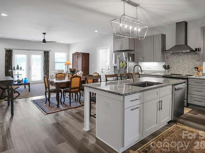 106 Shields Drive, Lincolnton, NC 28092.  MLS# CAR4364472, YatesRealty ID 8091. 