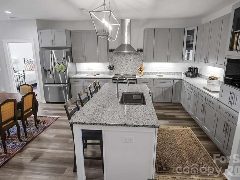 106 Shields Drive, Lincolnton, NC 28092.  MLS# CAR4364472, YatesRealty ID 8091. 