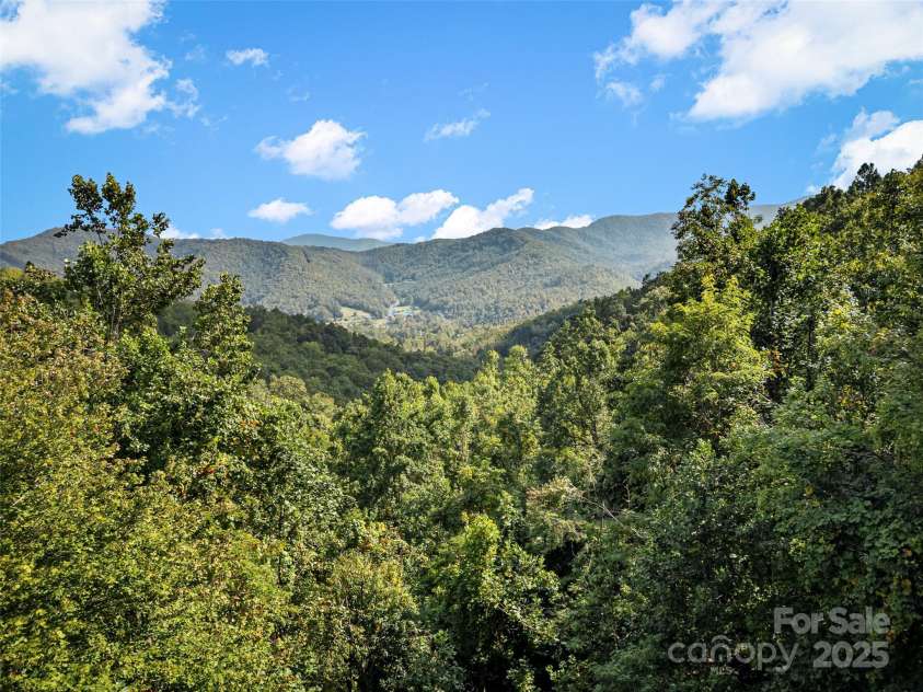1299 Pine Ridge Road, Burnsville, NC 28714.  MLS# CAR4306270, YatesRealty ID 8091. Birds eye view of the South Toe Valley