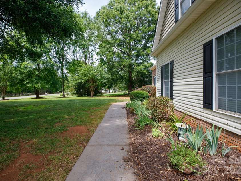 3617 Venetian Way, York, SC 29745.  MLS# CAR4147503, YatesRealty ID 8092. 