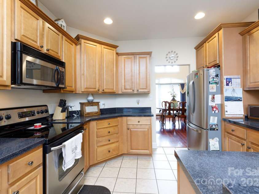 3617 Venetian Way, York, SC 29745.  MLS# CAR4147503, YatesRealty ID 8092. 