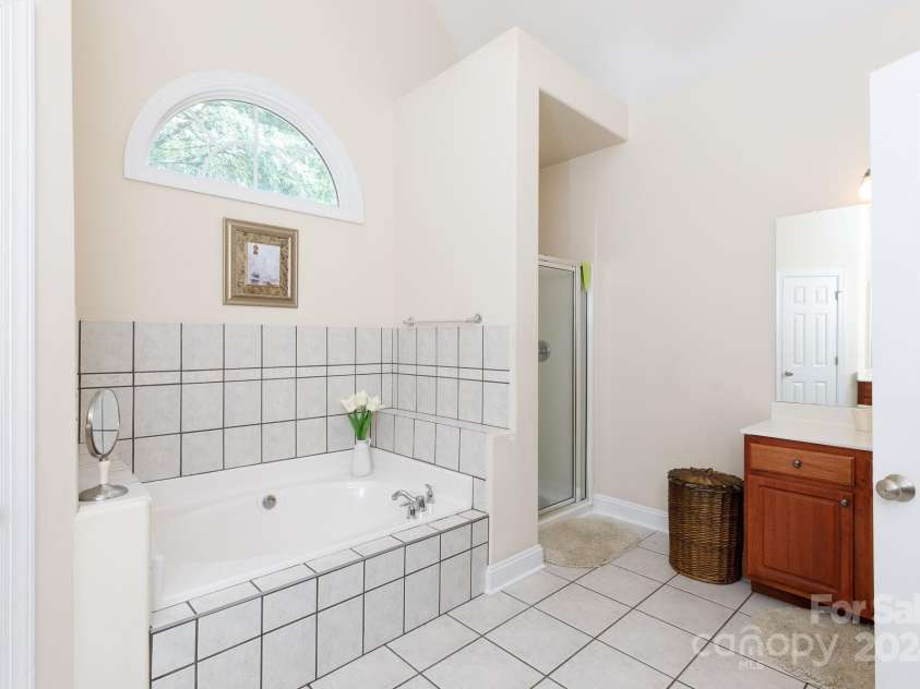 3617 Venetian Way, York, SC 29745.  MLS# CAR4147503, YatesRealty ID 8092. 