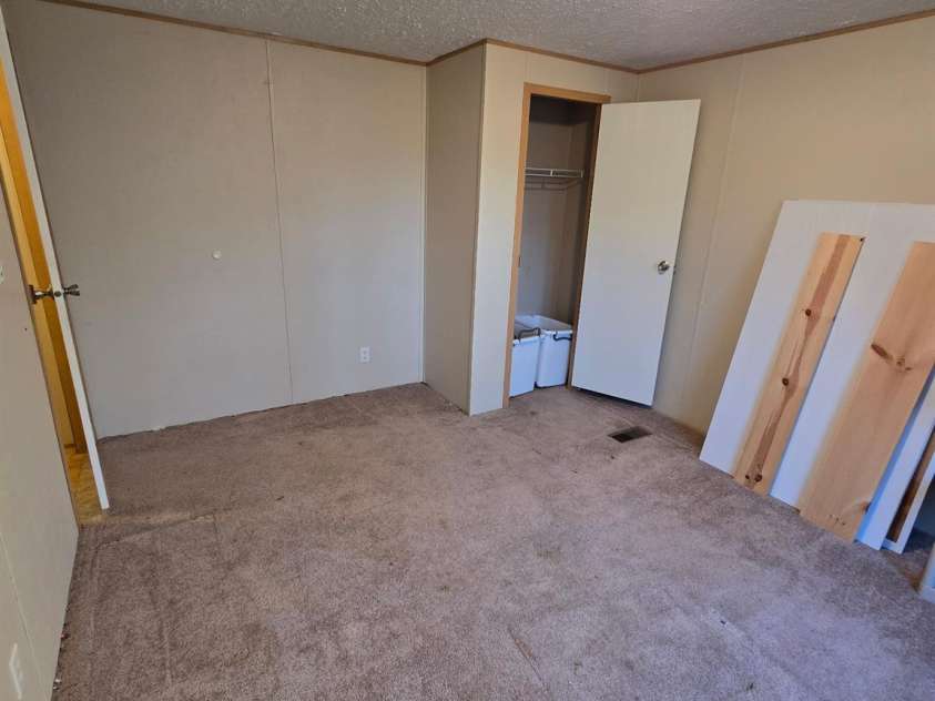 6 Woodland Street, Spruce Pine, NC 28777.  MLS# CAR4364212, YatesRealty ID 8092. 