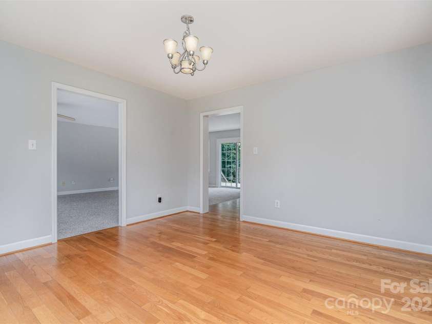 8885 Brandon Circle, Concord, NC 28025.  MLS# CAR4282737, YatesRealty ID 8093. 