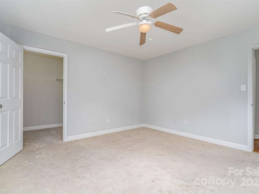 8885 Brandon Circle, Concord, NC 28025.  MLS# CAR4282737, YatesRealty ID 8093. 