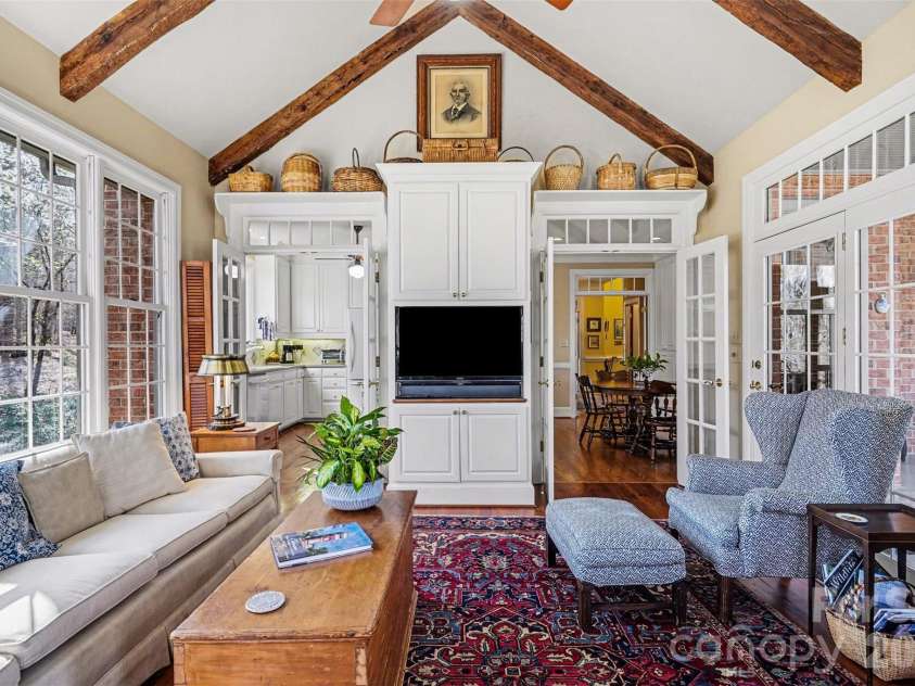 212 Deerchase Road, Shelby, NC 28150.  MLS# CAR4360105, YatesRealty ID 8095. More built-ins!!