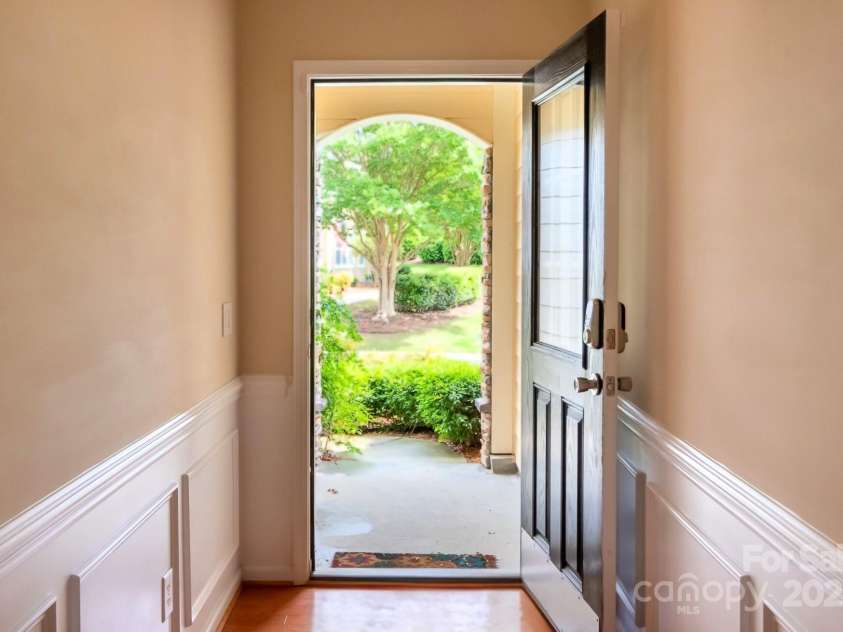 609 Sunfish Lane, Tega Cay, SC 29708.  MLS# CAR4233683, YatesRealty ID 8096. 