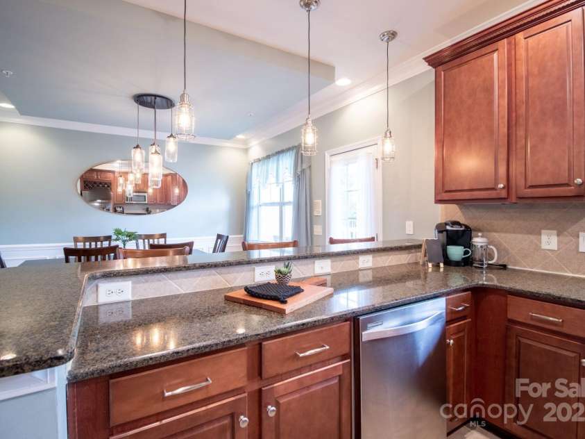 609 Sunfish Lane, Tega Cay, SC 29708.  MLS# CAR4233683, YatesRealty ID 8096. 