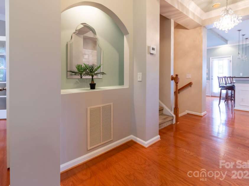 609 Sunfish Lane, Tega Cay, SC 29708.  MLS# CAR4233683, YatesRealty ID 8096. Main Level Hallway