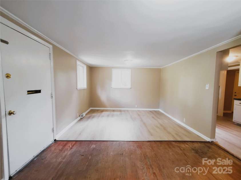 216 Georgia Avenue, Bessemer City, NC 28016.  MLS# CAR4295353, YatesRealty ID 8098. 