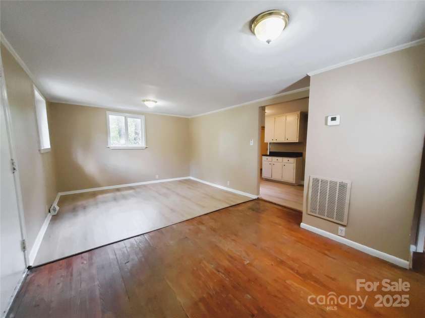 216 Georgia Avenue, Bessemer City, NC 28016.  MLS# CAR4295353, YatesRealty ID 8098. 