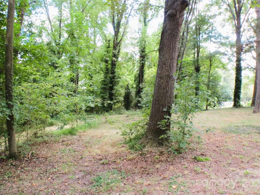 216 Georgia Avenue, Bessemer City, NC 28016.  MLS# CAR4295353, YatesRealty ID 8098. 