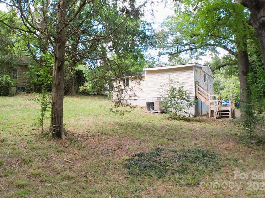 216 Georgia Avenue, Bessemer City, NC 28016.  MLS# CAR4295353, YatesRealty ID 8098. 