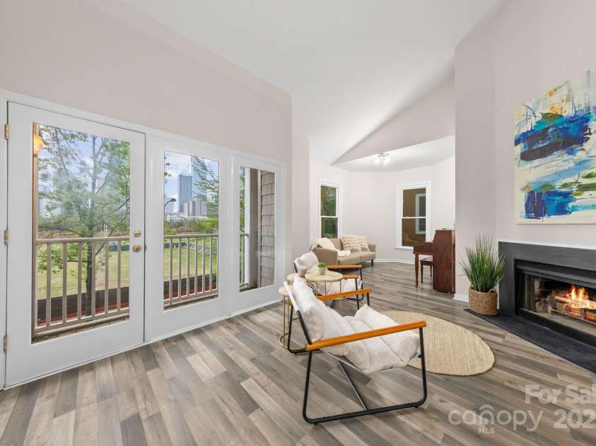 306 Cedar Street, Charlotte, NC 28202.  MLS# CAR4240270, YatesRealty ID 8099. 