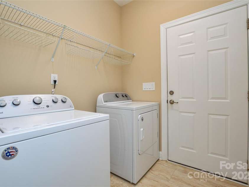 11607 Meetinghouse Drive, Cornelius, NC 28031.  MLS# CAR4264013, YatesRealty ID 81. 