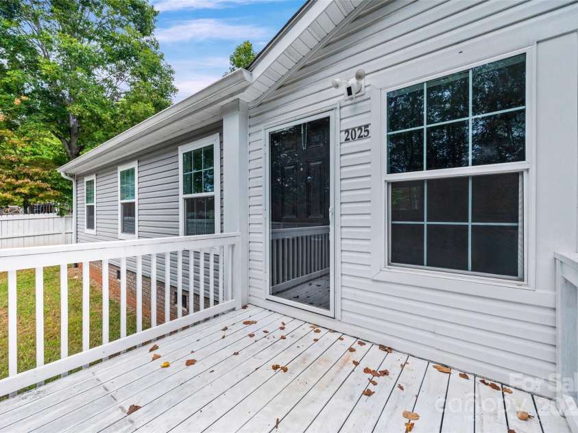 2025 Kisatchie Drive, Hickory Grove, SC 29717.  MLS# CAR4305487, YatesRealty ID 810. 