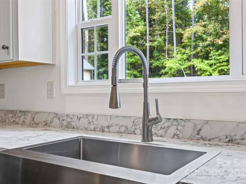 2025 Kisatchie Drive, Hickory Grove, SC 29717.  MLS# CAR4305487, YatesRealty ID 810. 