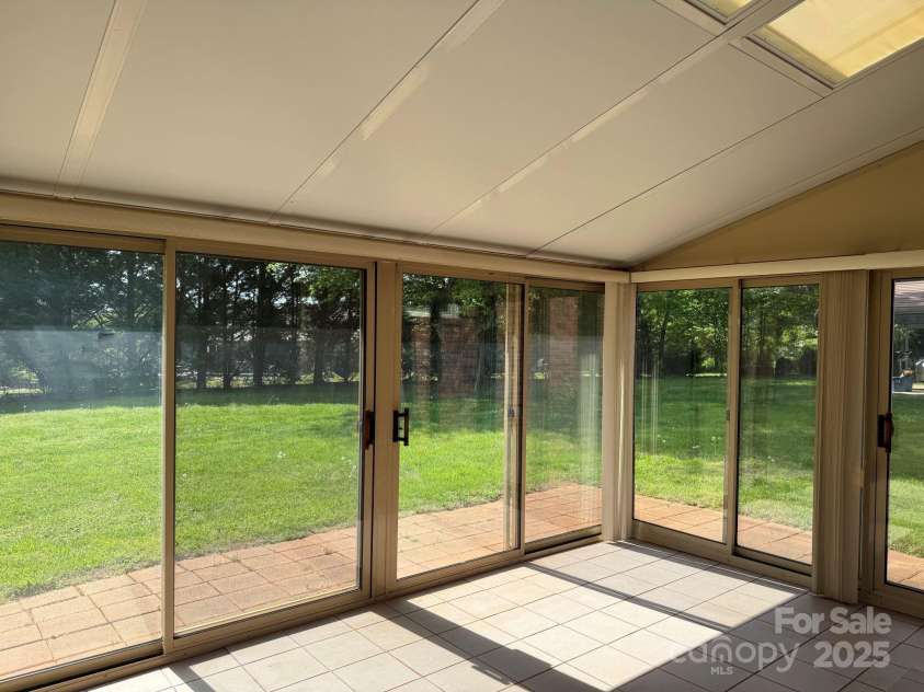 370 Sherrill Farm Road, Lincolnton, NC 28092.  MLS# CAR4249674, YatesRealty ID 8100. 