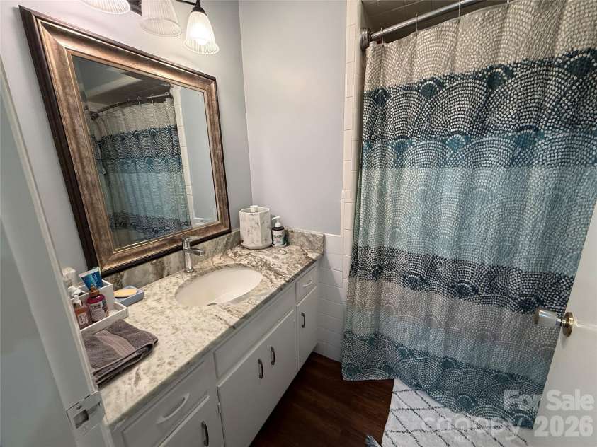 3309 40th Avenue Place, Hickory, NC 28601.  MLS# CAR4364817, YatesRealty ID 8102. 