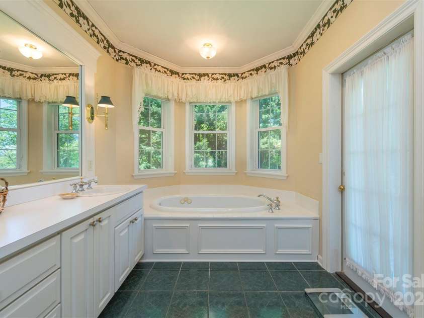 700 Cool August Heights, Waynesville, NC 28785.  MLS# CAR4135442, YatesRealty ID 8102. 