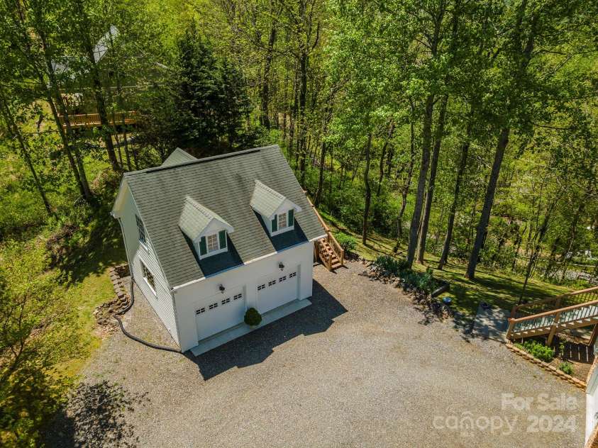 700 Cool August Heights, Waynesville, NC 28785.  MLS# CAR4135442, YatesRealty ID 8102. 