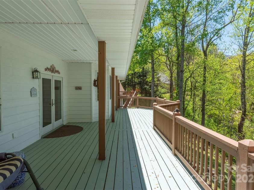 700 Cool August Heights, Waynesville, NC 28785.  MLS# CAR4135442, YatesRealty ID 8102. 