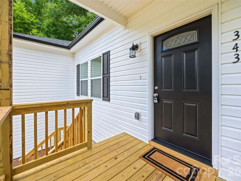 343 Oak Street, York, SC 29745.  MLS# CAR4364078, YatesRealty ID 8103. 