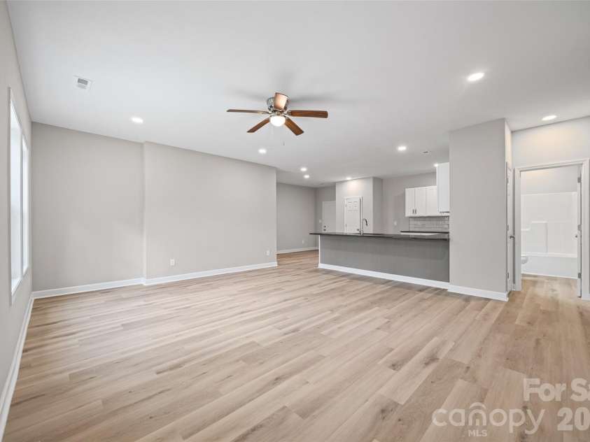 343 Oak Street, York, SC 29745.  MLS# CAR4364078, YatesRealty ID 8103. Open Concept Living Space
