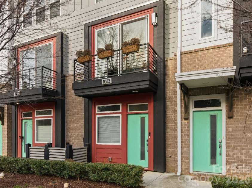 1013 36th Street, Charlotte, NC 28205.  MLS# CAR4363833, YatesRealty ID 8104. 