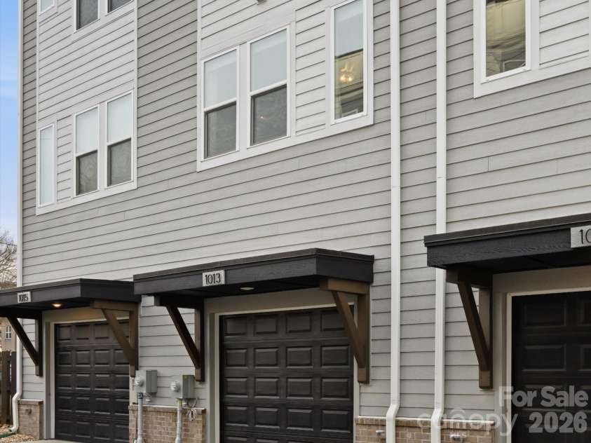 1013 36th Street, Charlotte, NC 28205.  MLS# CAR4363833, YatesRealty ID 8104. 