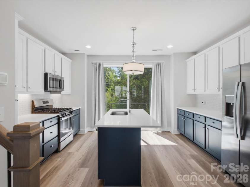 1013 36th Street, Charlotte, NC 28205.  MLS# CAR4363833, YatesRealty ID 8104. 
