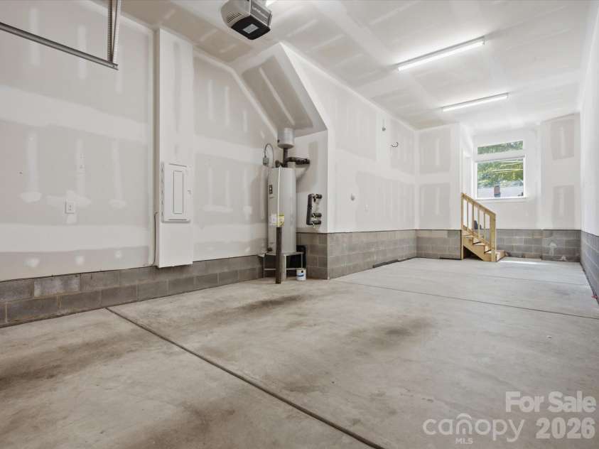 1013 36th Street, Charlotte, NC 28205.  MLS# CAR4363833, YatesRealty ID 8104. 