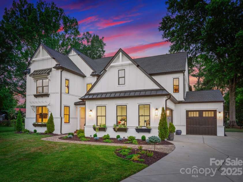 16112 Terry Lane, Huntersville, NC 28078.  MLS# CAR4285374, YatesRealty ID 8104. 