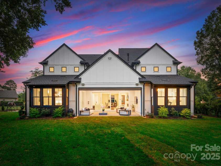 16112 Terry Lane, Huntersville, NC 28078.  MLS# CAR4285374, YatesRealty ID 8104. 