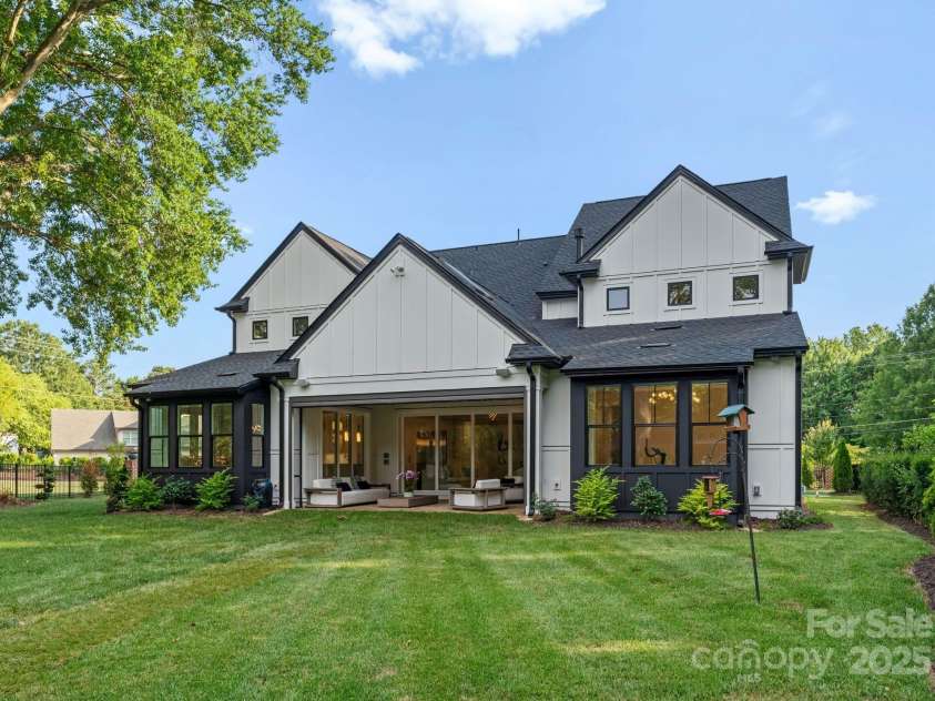16112 Terry Lane, Huntersville, NC 28078.  MLS# CAR4285374, YatesRealty ID 8104. 