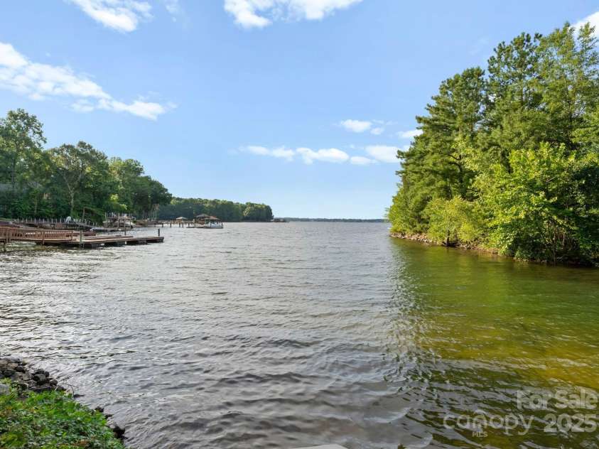 16112 Terry Lane, Huntersville, NC 28078.  MLS# CAR4285374, YatesRealty ID 8104. 