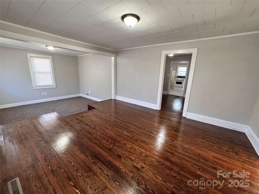 2507 Florida Avenue, Kannapolis, NC 28083.  MLS# CAR4223850, YatesRealty ID 8105. 