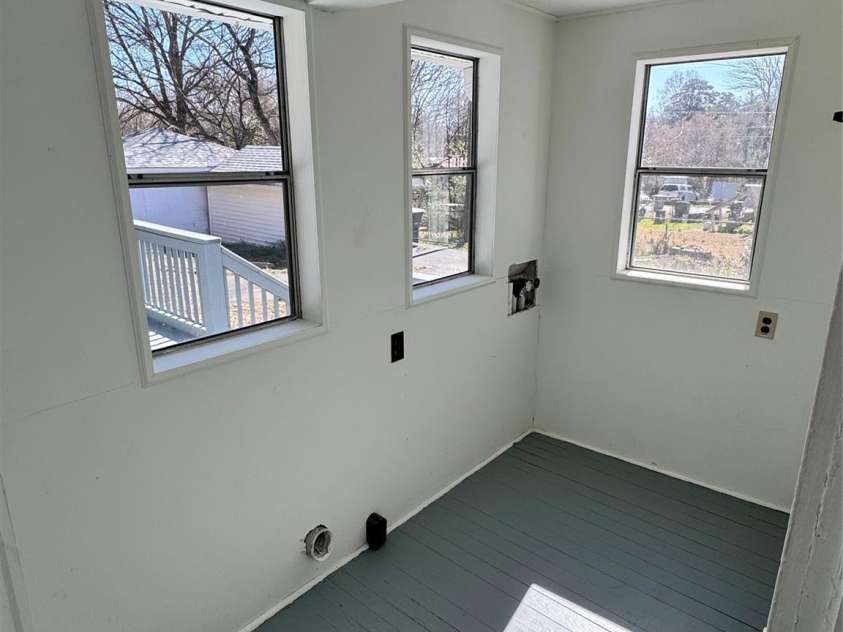 2507 Florida Avenue, Kannapolis, NC 28083.  MLS# CAR4223850, YatesRealty ID 8105. 